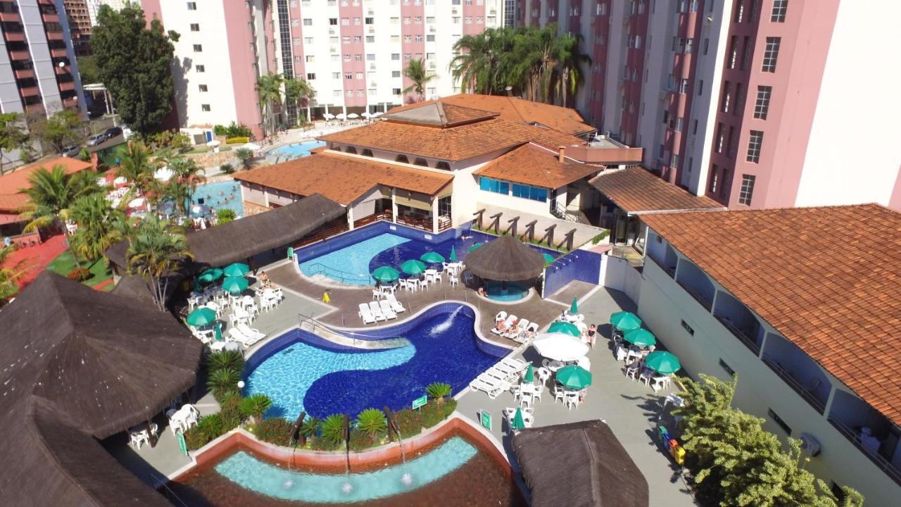 Hot Springs Com Banheira Hidromassagem Na 3* Caldas Novas